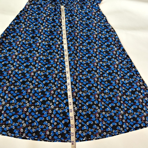 CABI The Ten Dress - Picture 7 of 12